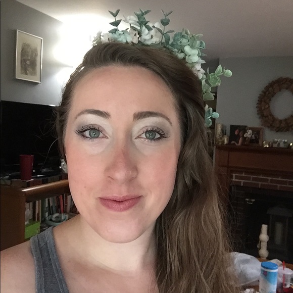 Meet your posher, Mandy! - Picture 7 of 8